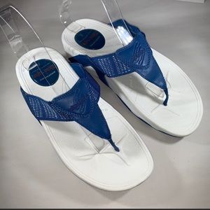 Skechers Tone-Ups Flip Flops Size 8